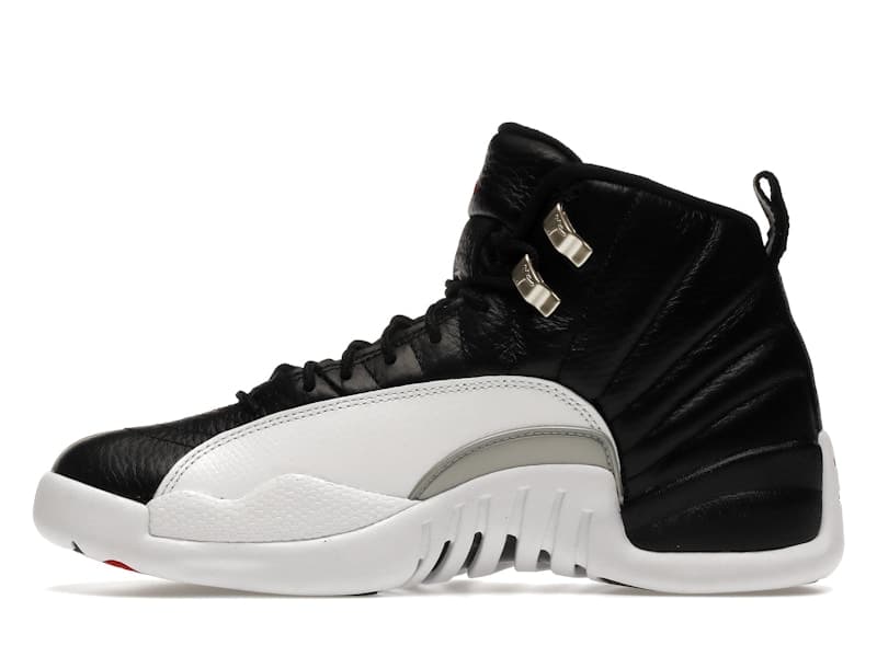 Air Jordan 12 Retro 'Playoffs' 2022 - alternate angle